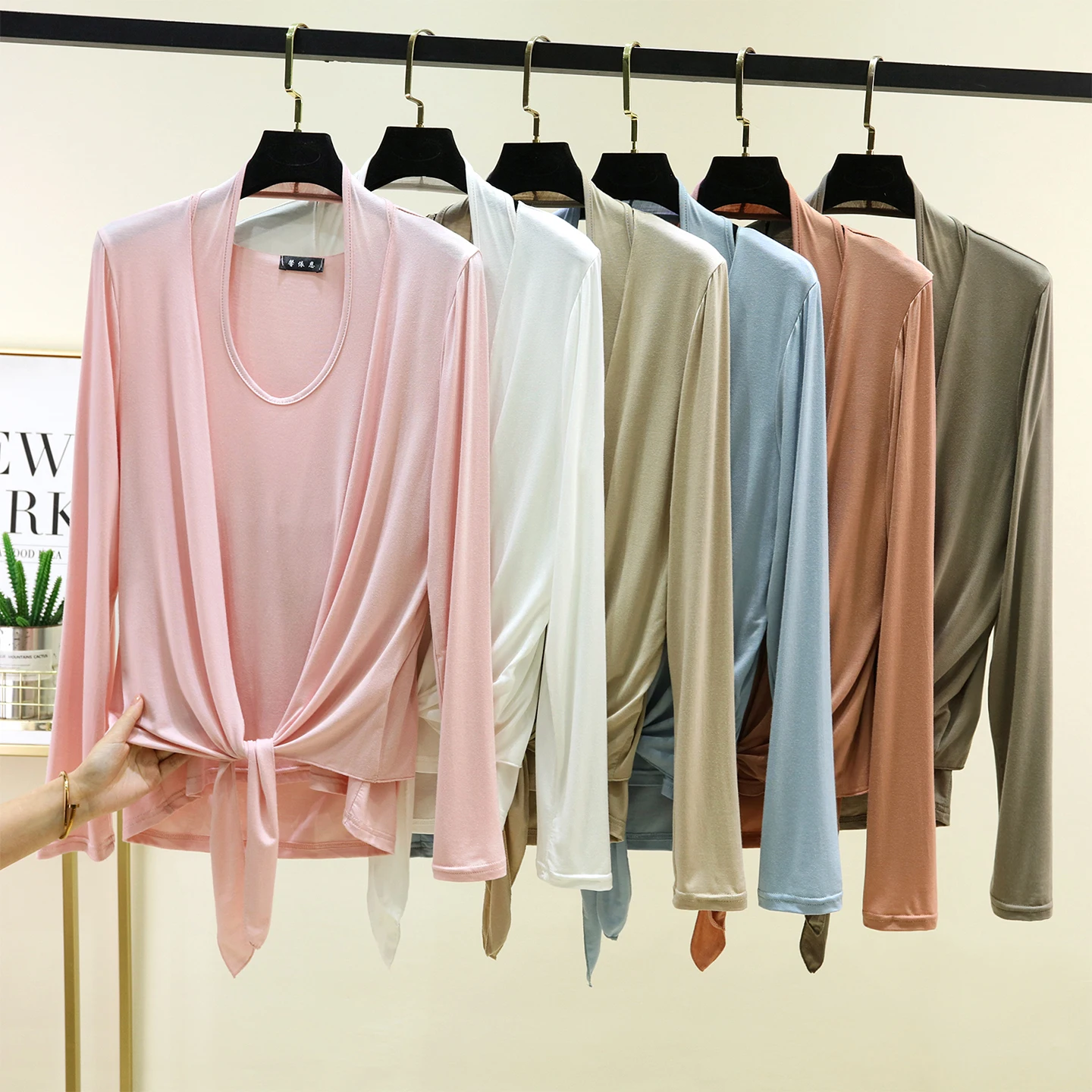 

Women's Modal Tank Cardigan Set Summer Lightweight Casual Versatile Air Conditioner Top Camisole Base Layer Shirt Set