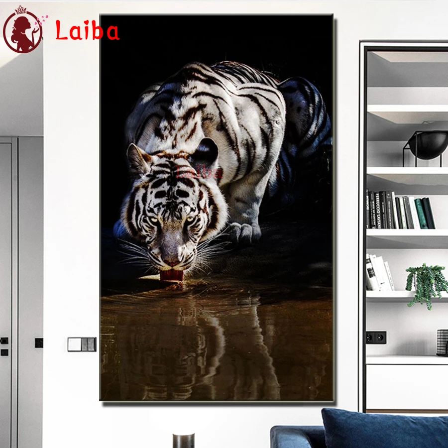 

Full circle square 5D diamond painting animal reflection pattern mosaic white black big tiger diamond embroidery home decoration