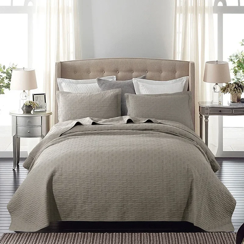 Cotton Quilting Bedspread on the Bed with 2pcs Pillowcases Padded Quilt Blanket Embroidered Coverlet Bed Cover Solid Bedding Set