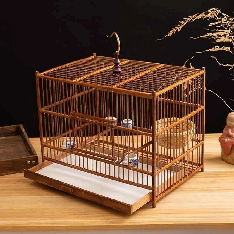 

Auspicious handmade bamboo square bird cage Large jade bird breeding cage Embroidered eye cage Bathing Wenniao wax bill indigo c