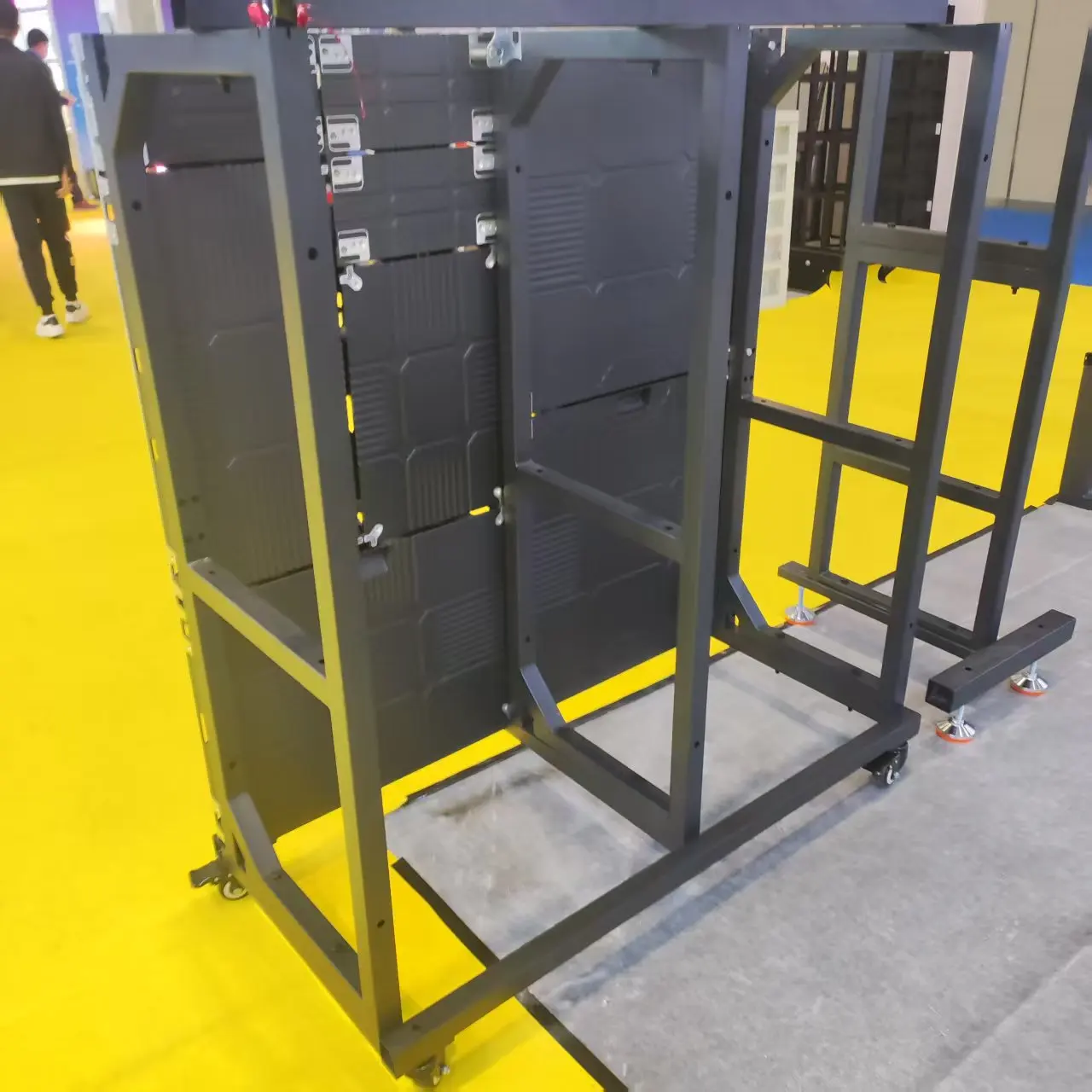 دعامة تثبيت شاشة LED، هيكل فولاذي LED، إطار شخصية يابانية، حامل متنقل