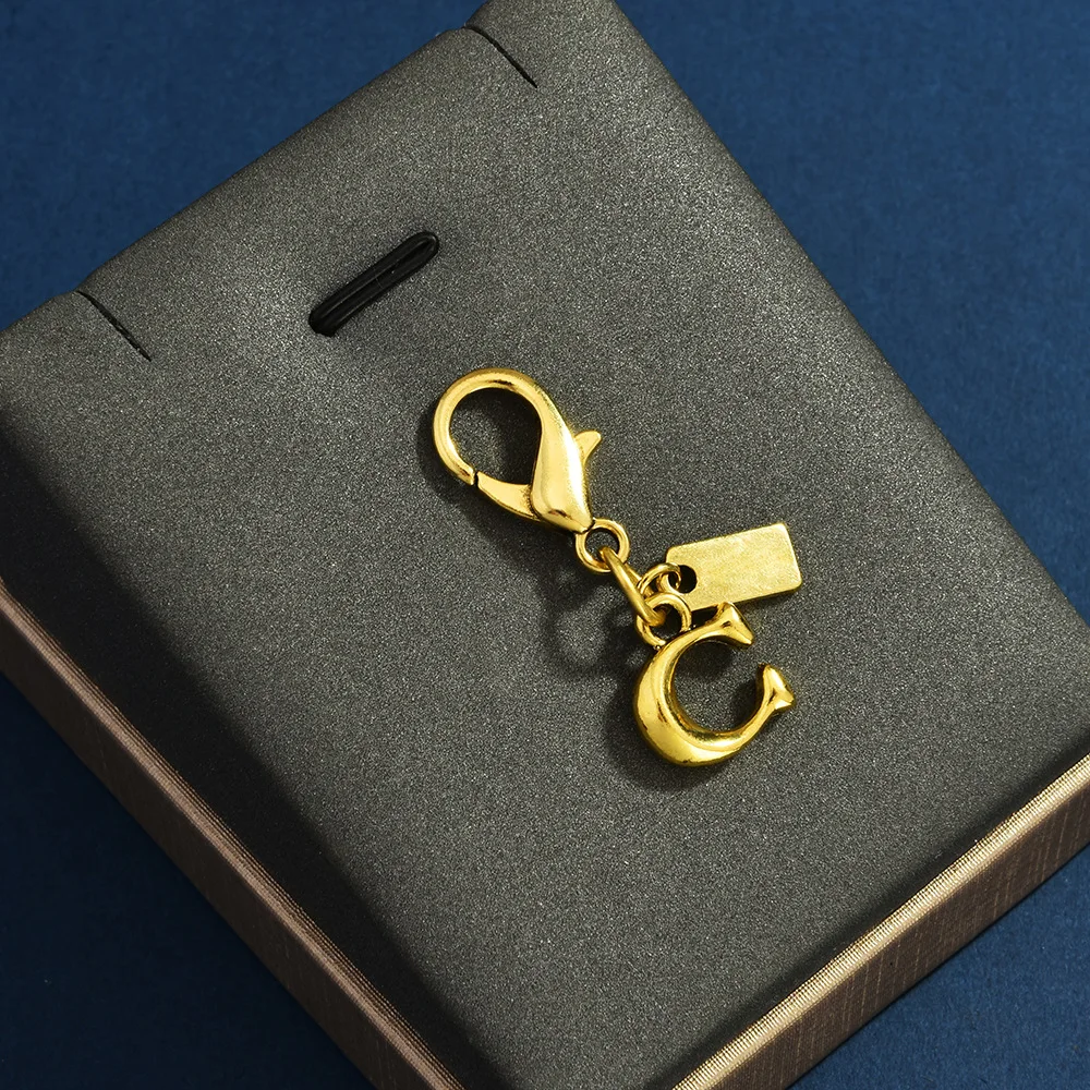 سلسلة مفاتيح جديدة على شكل قلب الكرز، قلادة حقيبة، ملحقات حقيبة نسائية، سلسلة مفاتيح رائعة للسيارة