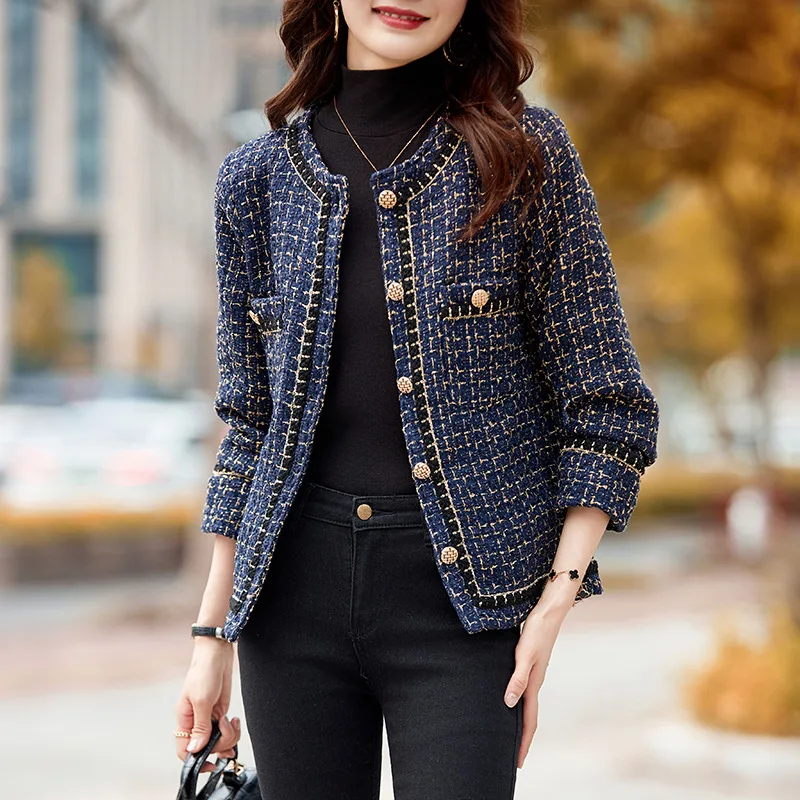 

Tweed Jacket Korean Womens Spring Decorated Exquisite Knitwear Seamless Quilted Rhinestones Graceful Old Money Socialite Bow Ins