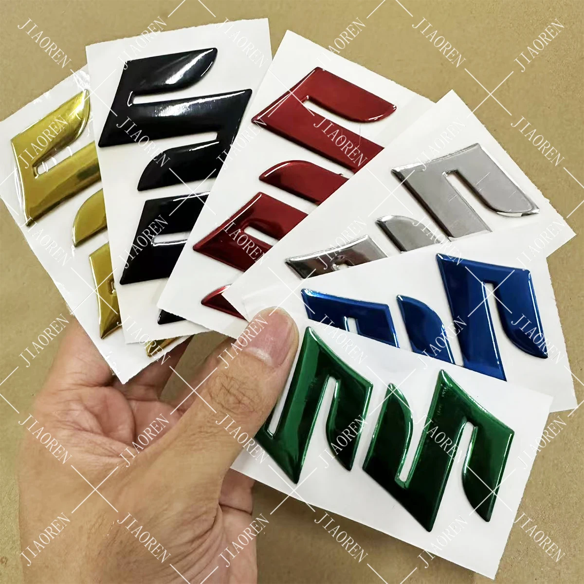 ملصقات سوزوكي ثلاثية الأبعاد لخزان الدراجة النارية شعار ذهبي 2 قطعة شعار لـ Gsxr 1000 600 750 Gsxs 600 750 1000 Sv 650 600 Gsf Gsr