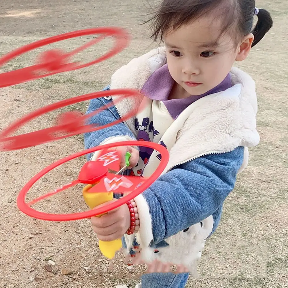 어린이 야외 스포츠 장난감 대형 잠자리 플라잉 디스크 장난감 재미있는 휴대용 발사 플라잉 디스크 새총 회전 장난감