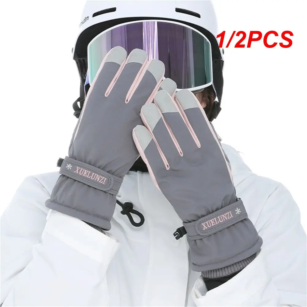 ถุงมือสกีหนากันลมสำหรับฤดูใบไม้ร่วงและฤดูหนาวอุปกรณ์สกีใหม่ถุงมือกลางแจ้งยอดนิยมพร้อมกำมะหยี่1/2ชิ้น