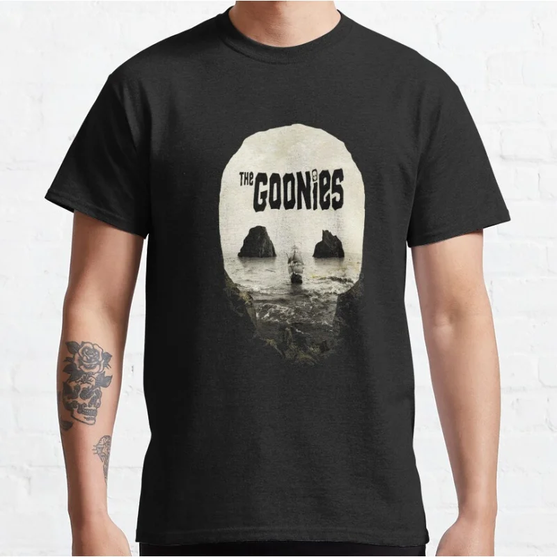 

1985 Vintage Film The Goonies Retro Never Say Die Gift clothing Short-sleeve crewneck T-shirt large size Adult Tops S-6xl