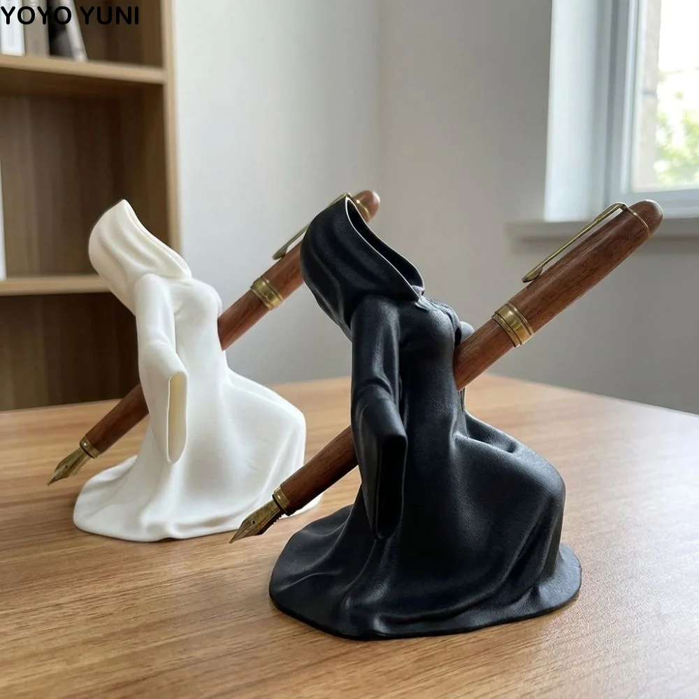 3D Printed Halloween Ghost Pen Holder Hooded Robe Phantom Pencil Rest Dark Gothic Novelty Faceless Witch Pen Stand
