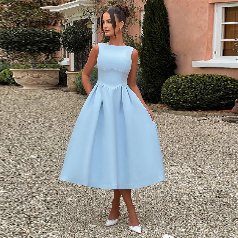 

Autumn New Hip Hugging Skirt Slim Fit Sexy Backless Pleated Dress