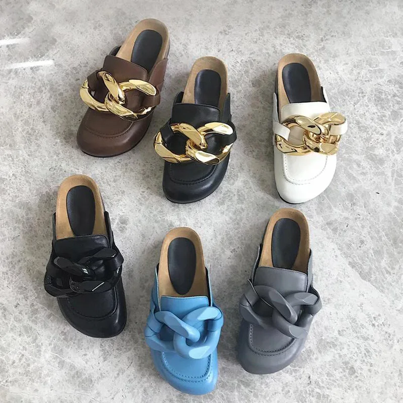 

Summer Closed Toe Slippers New Suede Leather Clogs Sandals For Women Garden Clog Slides Chain Designer Shoes Mules Zapatos