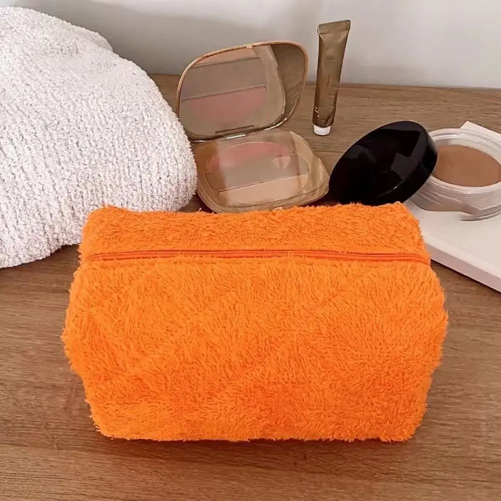 Bolsa de cosméticos de gran capacidad, bolsa de aseo de diseño portátil de Material de felpa, bolsa de maquillaje de estilo Kawaii de Color puro, organización de artículos de tocador
