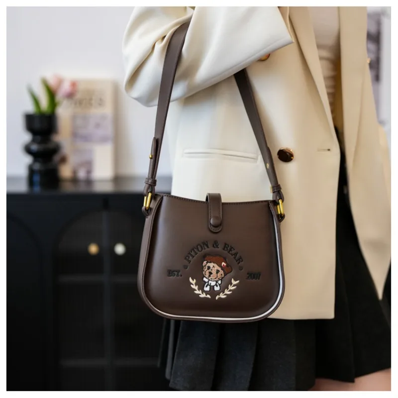 Sac à bandoulière rétro pour femmes, sacs sous les bras, couleur café abricot, ours en cuir de haute qualité, nouvelle collection automne hiver 2025