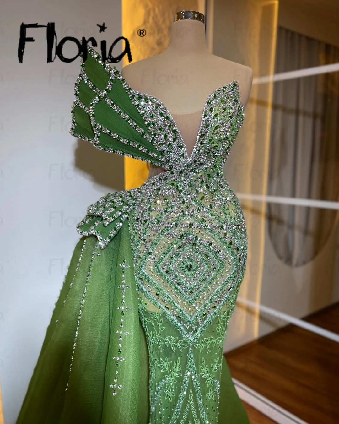 Mint Green Long Evening Dress Luxury Heavy Beaded Sequins Party Dresses Arabic Glitter Celebrity Customized Prom Gowns Pageant