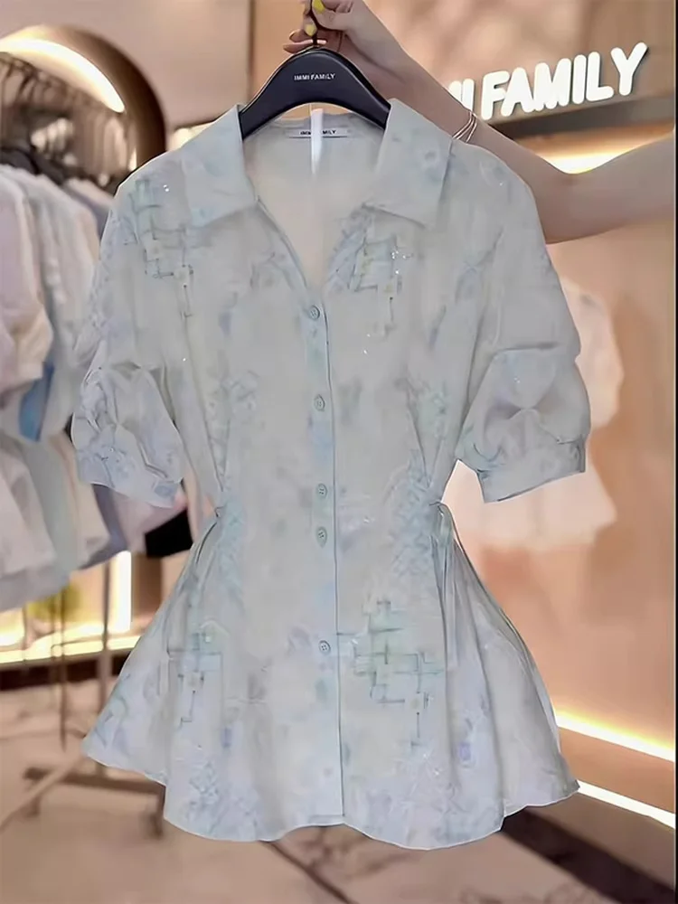 

Французская модная женская блузка свободного кроя с коротким рукавом, классическим воротником, принтом и дизайном, подчеркивающим талию