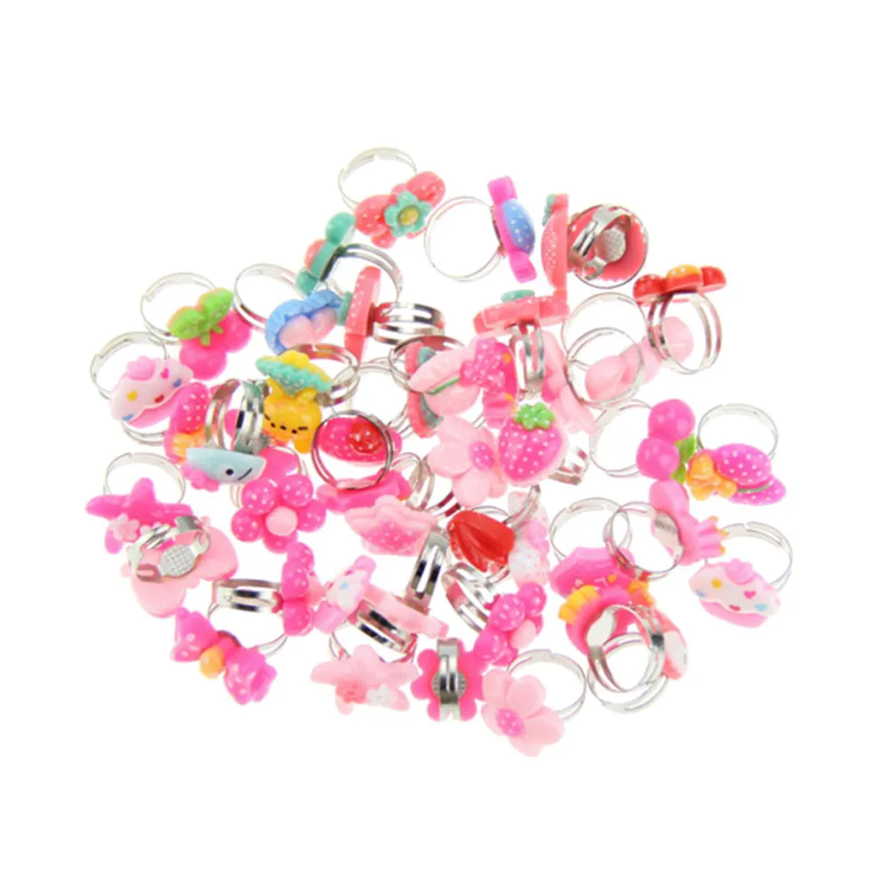 

50Pcs Colorful Plastic Rings for Children Acrylic Fiber Crafted Smooth Edge Flower Fruit Decor Fun Educational Party Supplies