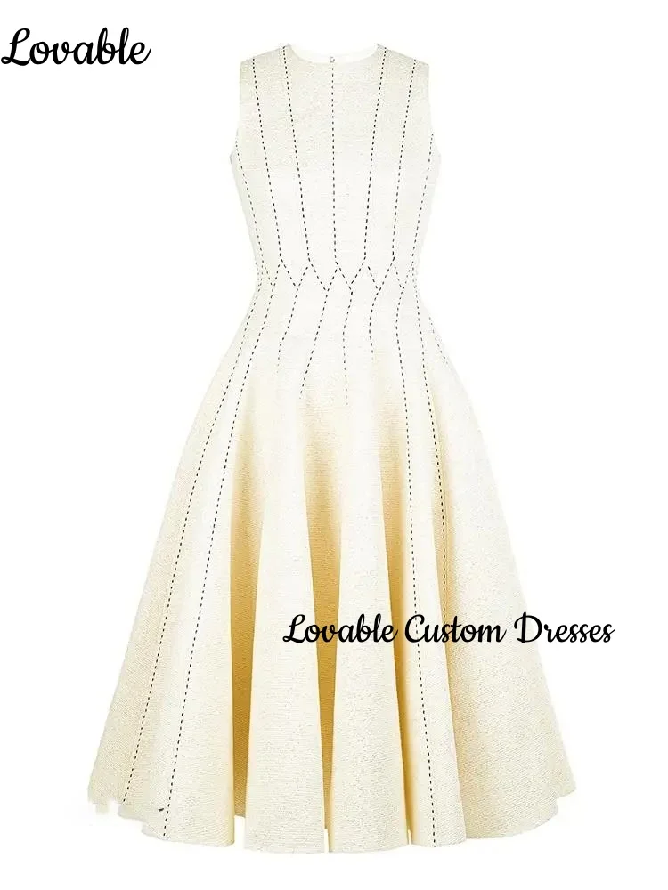 Fساتين للمناسبات الخاصة مخصصة على شكل حرف a خط عنق سكوب فساتين نسائية أنيقة وجميلة بطول الركبة كشكش مطرز كوكتيل