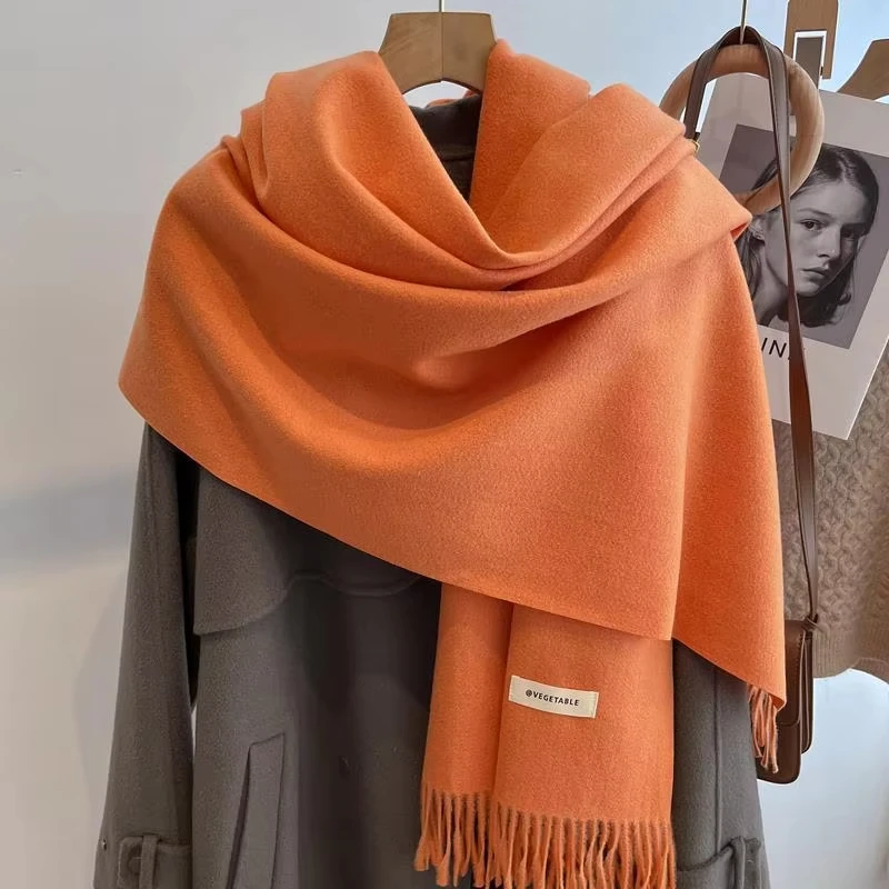 Bufanda de invierno lisa de 26 colores para mujer, chal de Cachemira grueso y cálido, moda para actividades al aire libre, Pashmina de lujo con borlas, bufandas a prueba de viento para mujer