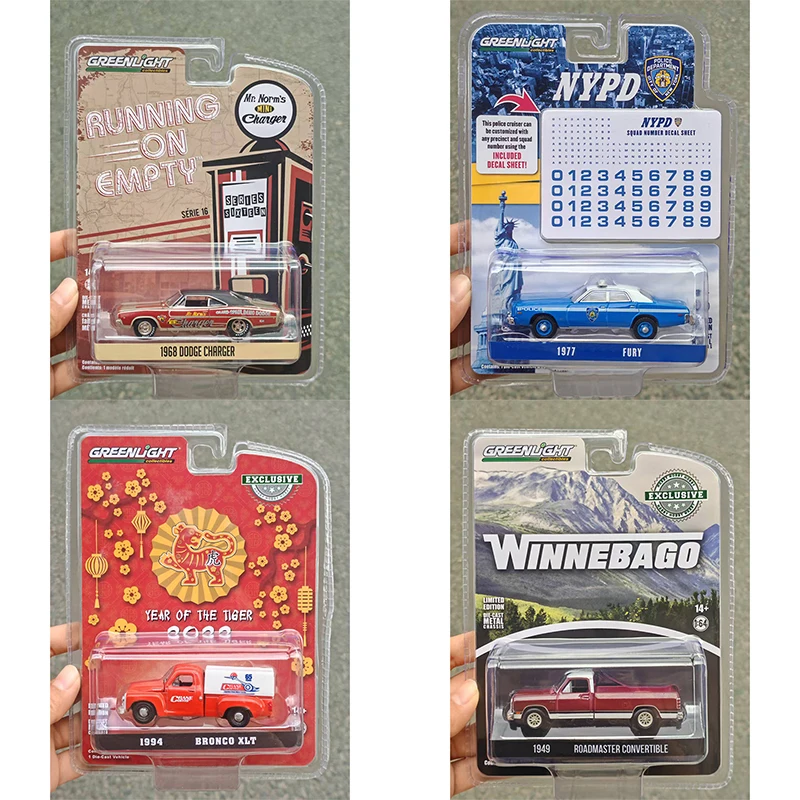 

ЗАРЯДНОЕ УСТРОЙСТВО Greenlight 1:64 ROADMASTER F-250 С CAMPER SHELL Gangster Series Модель литья под давлением из сплава