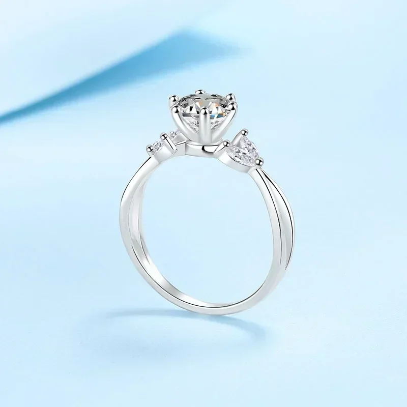 

Luxury Women Platinum PT950 Rings Moissanite VVS1 D Color 1CT Engagement Ring for Women Wedding Party with Original Certified
