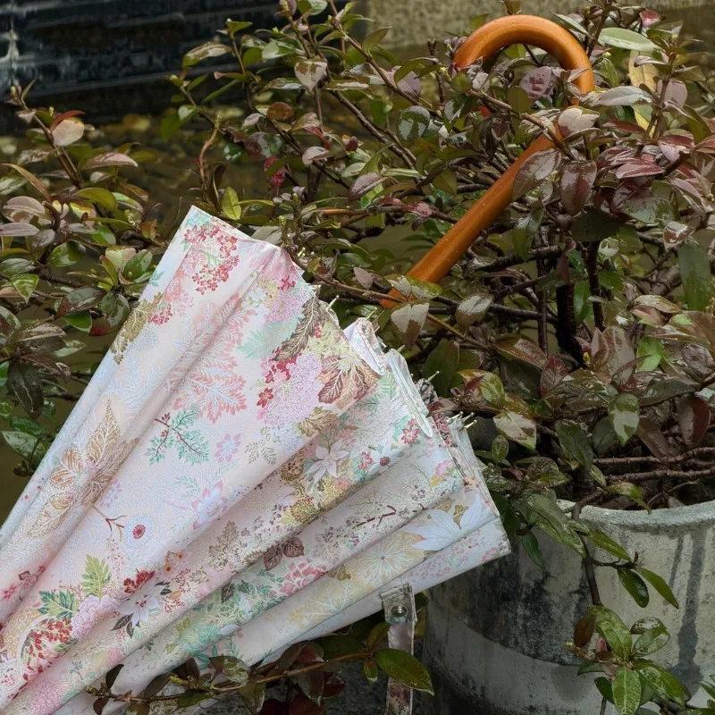 Paraguas retro floral de mango largo para mujer, paraguas de poste recto ampliado y resistente al viento, para todo tipo de clima y lluvia.