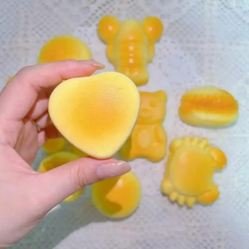 【BS】Soft Simulated Bread Squeeze Toy Stress Relief Slow Rebound Toys Squishy Bread Fidget Toys Home Decor Friends Best Gift