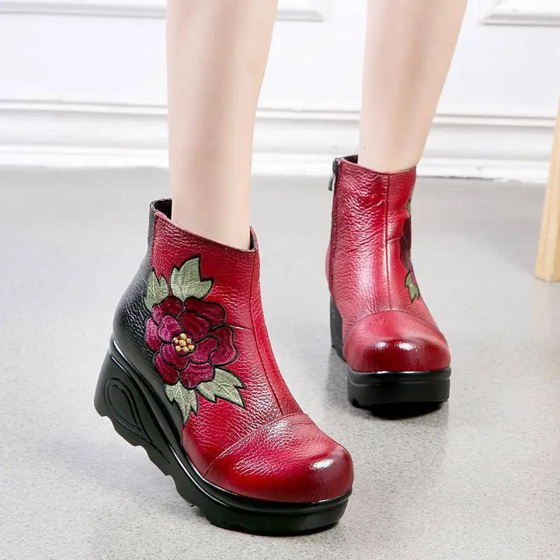 Glglgege 2019 New Women platform Boots Embroider Ethnic Winter Ankle Boot Round Toe Wedge Heel Shoes Warm Cowboy Botas Mujer