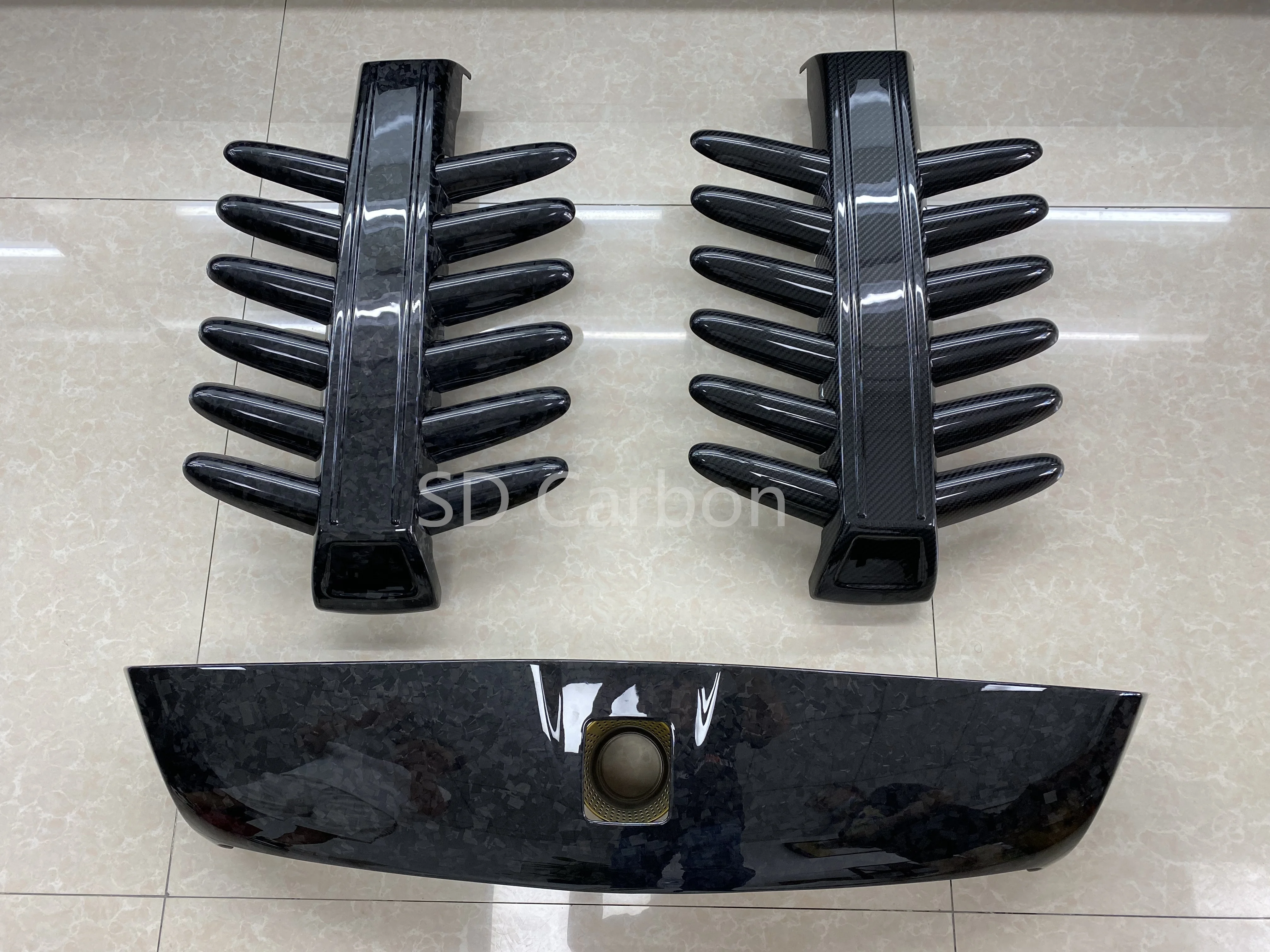 MSY Style  Dry Carbon Fiber  Car Accessories Front Engine Cover Front Grill Frame for RR Cullinan