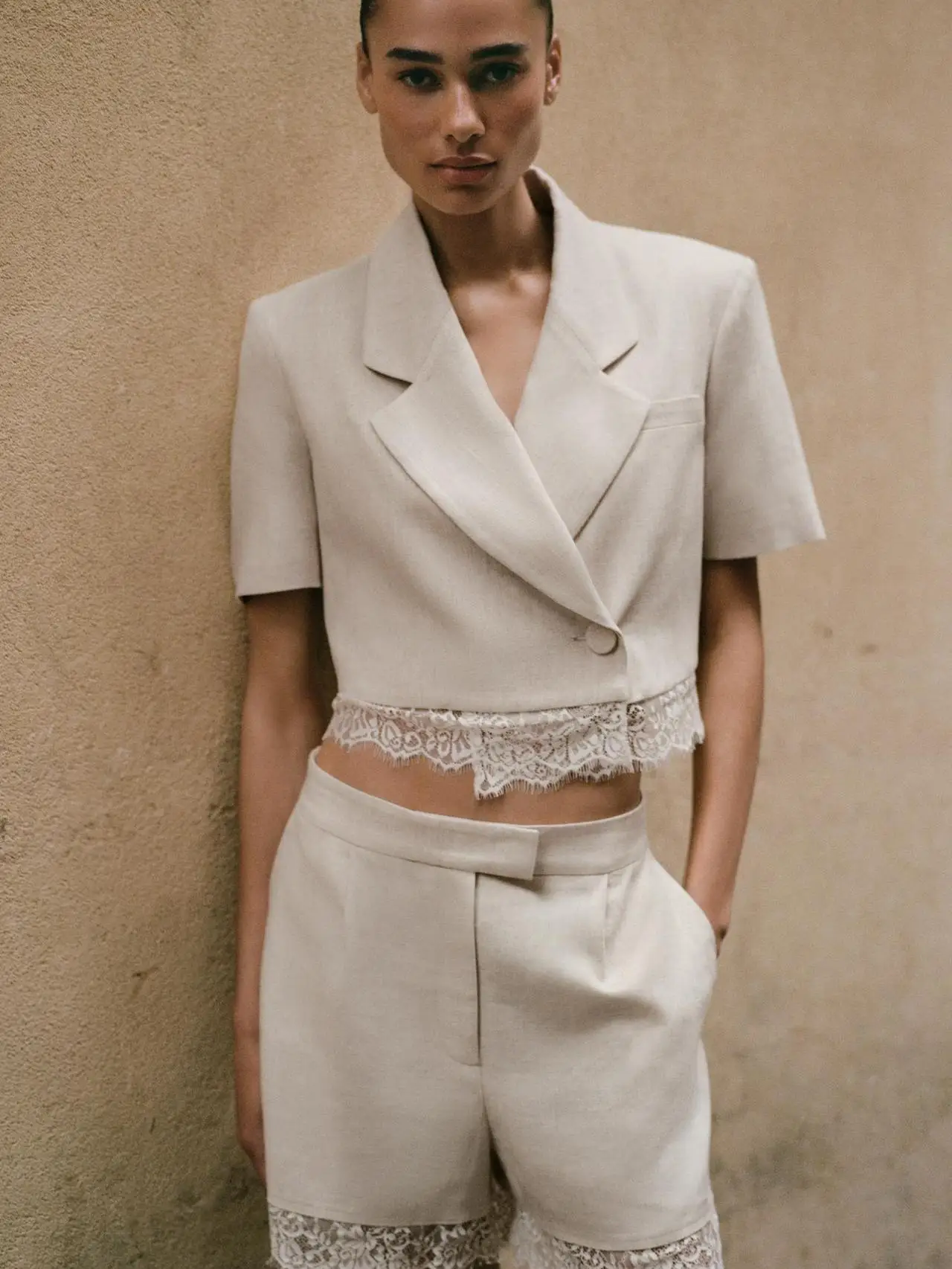 Spring New Arrival Women's Suit Jacket Casual Short Pants Commute Style Standard Version Regular Sleeve Length Short Coat