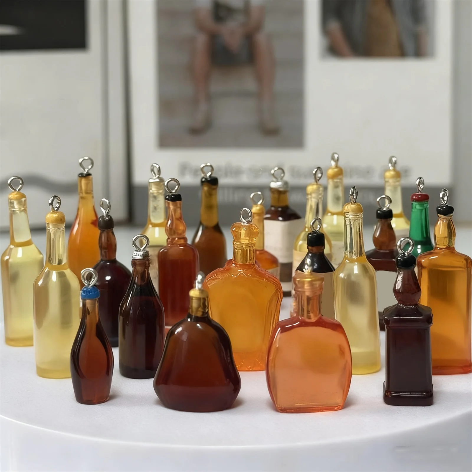 الكلاسيكية ويسكي التقويم عيد الميلاد تقويمات القدوم ثلاثية الأبعاد زجاجة ويسكي بلاستيكية قلادة الإبداعية هدايا عيد الميلاد السنة الجديدة للأصدقاء #4