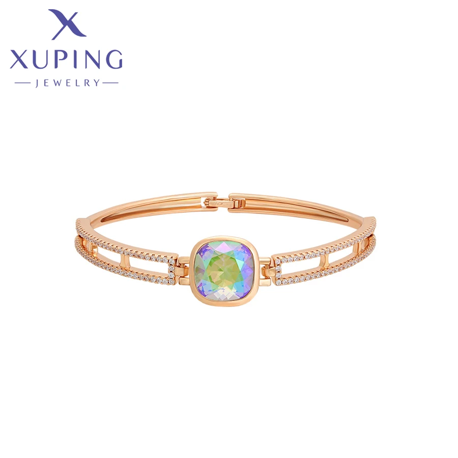 Xuping Jewelry Fashion Square Charm Promotion Gold Plated Crystal Bracelet for Women Gift A00684825