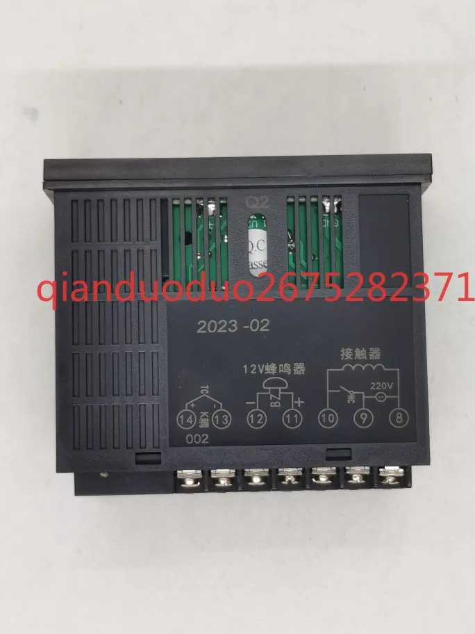 

Регулятор температуры сушильного бункера литьевой формовочной машины LC-700C