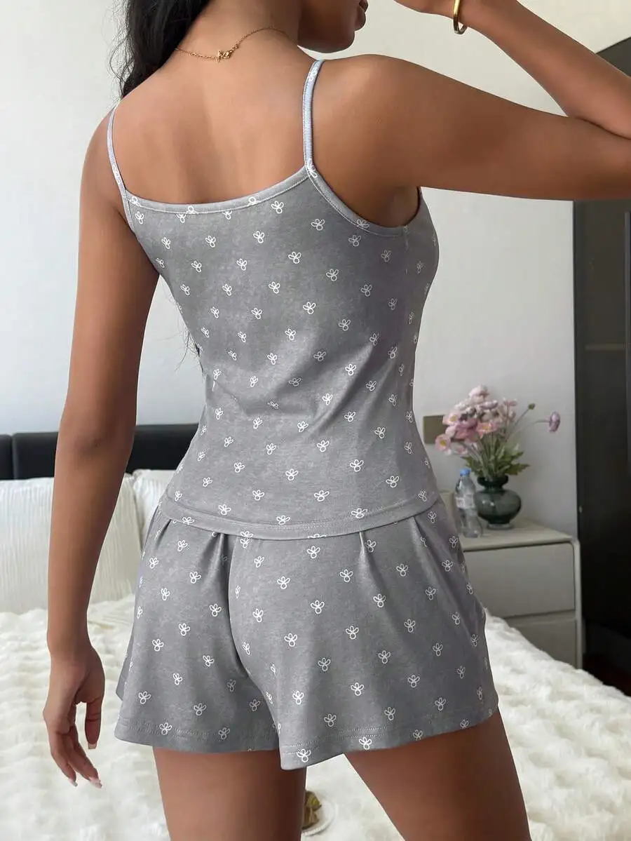 

Womens Ditsy Floral Camisole And Shorts Pajama Set