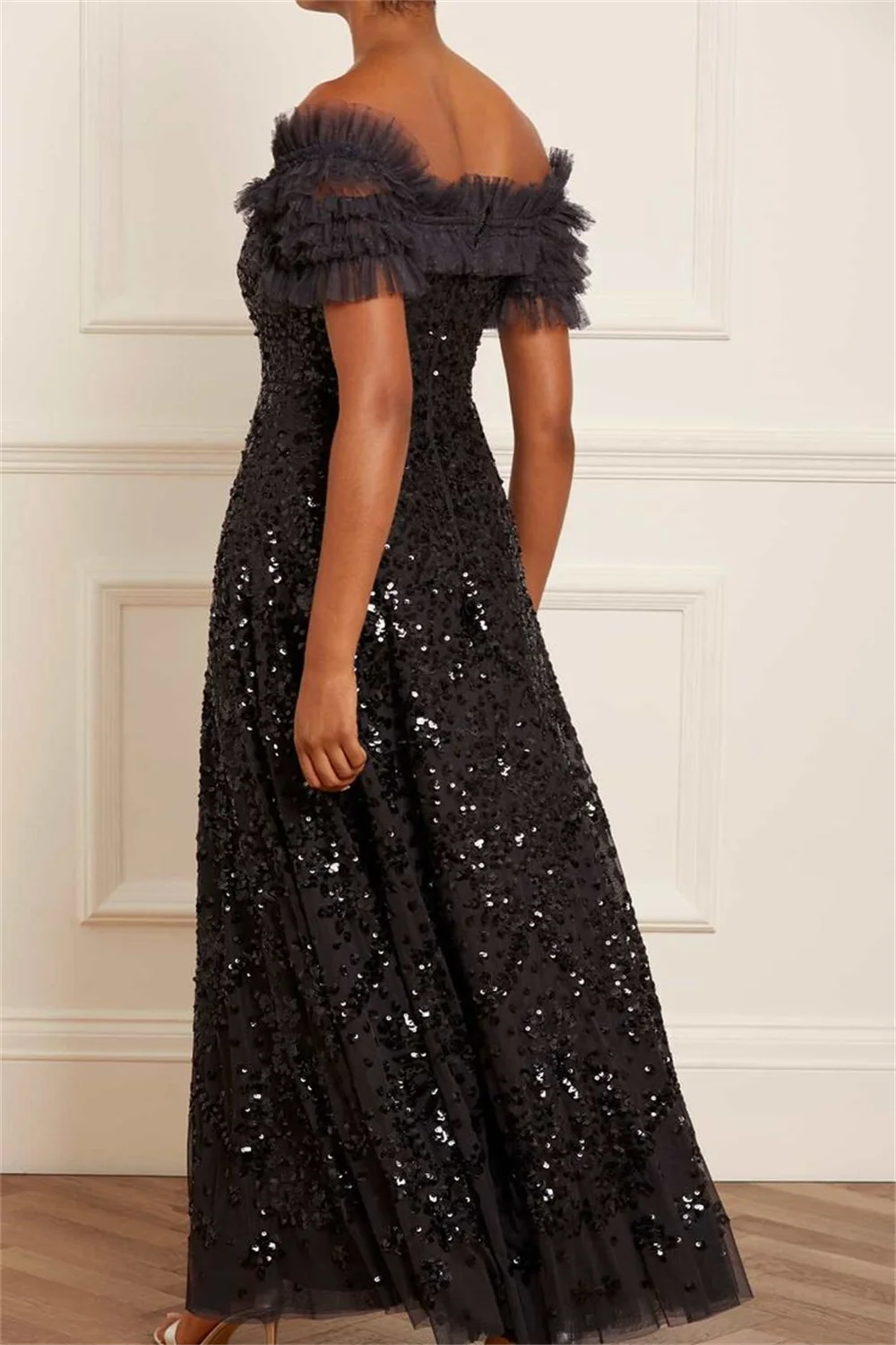 Cathy Black Glitter Sequins A-line Prom Dress Customized Off Shoulder فستان حفلات الزفاف Plus Size Puff Sleeveless Wedding Dress