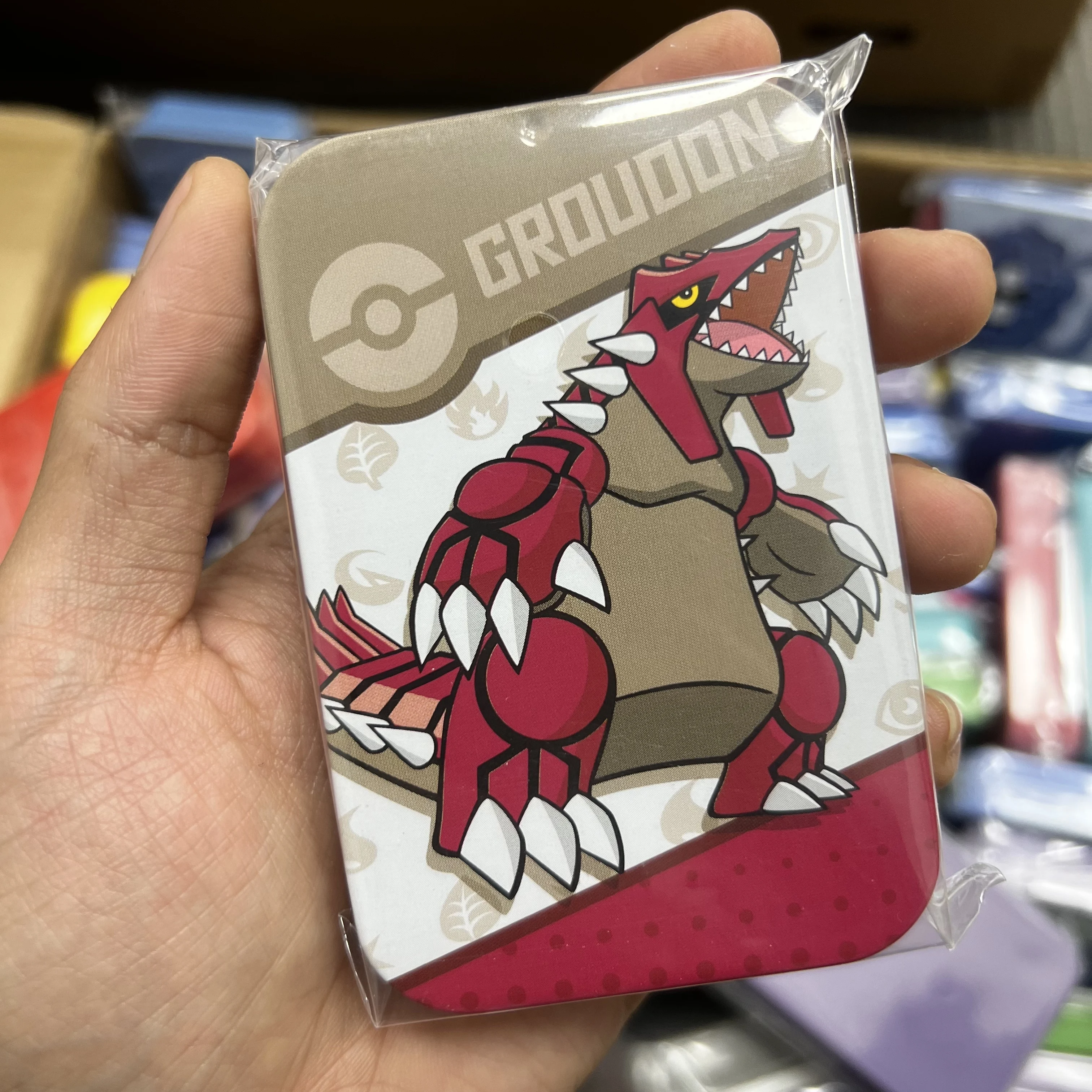 Storage of damage indicators Genuine Pokemon Travel Collection Gift Box Iron Box Style Random Pokemon Related Card Case Tin Box