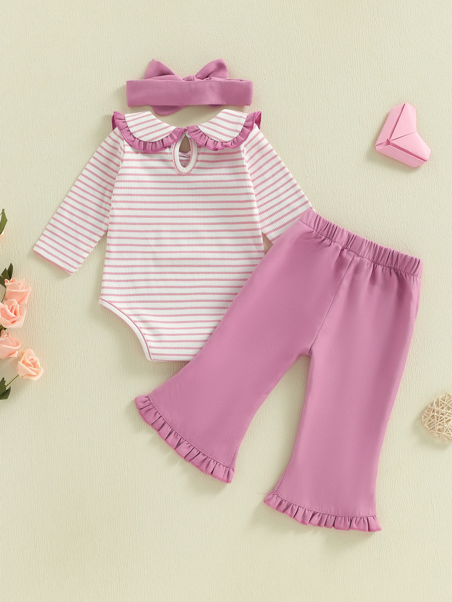 

Комплект из топа и леггинсов с рюшами на рукавах и принтом сердца для маленьких девочек на День святого Валентина, комплект из трех предметов с подходящей повязкой на голову