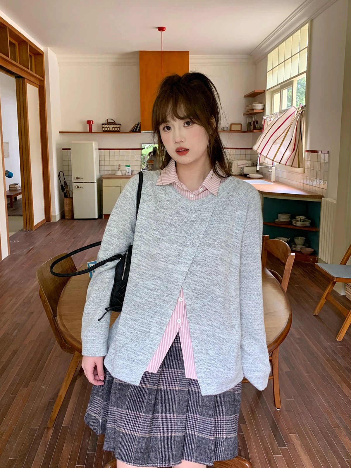 Large Size ey Pink College Sle Long Sve T-irt Fake Two-Piece Autumn Winter Commute plus Size Women's Faion Top