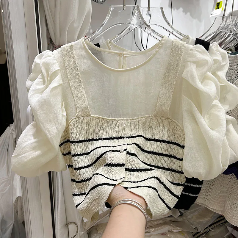 Knitted Fake Two Piece Shirts Women's French Style O-neck Puff Sleeve Stripe Shirt Summer 2023 New Fashion Girl Tops