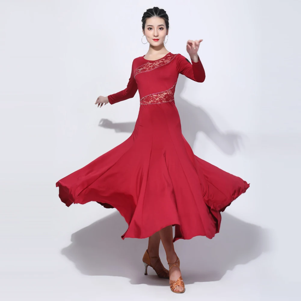 ชุดเดรสแข่งขันมาตรฐานแขนยาว ชุดแสดงบนเวทีสำหรับผู้หญิง คอกลม สีแดงไวน์ แขนสั้น ประดับคริสตัลสำหรับเต้นบอลรูม