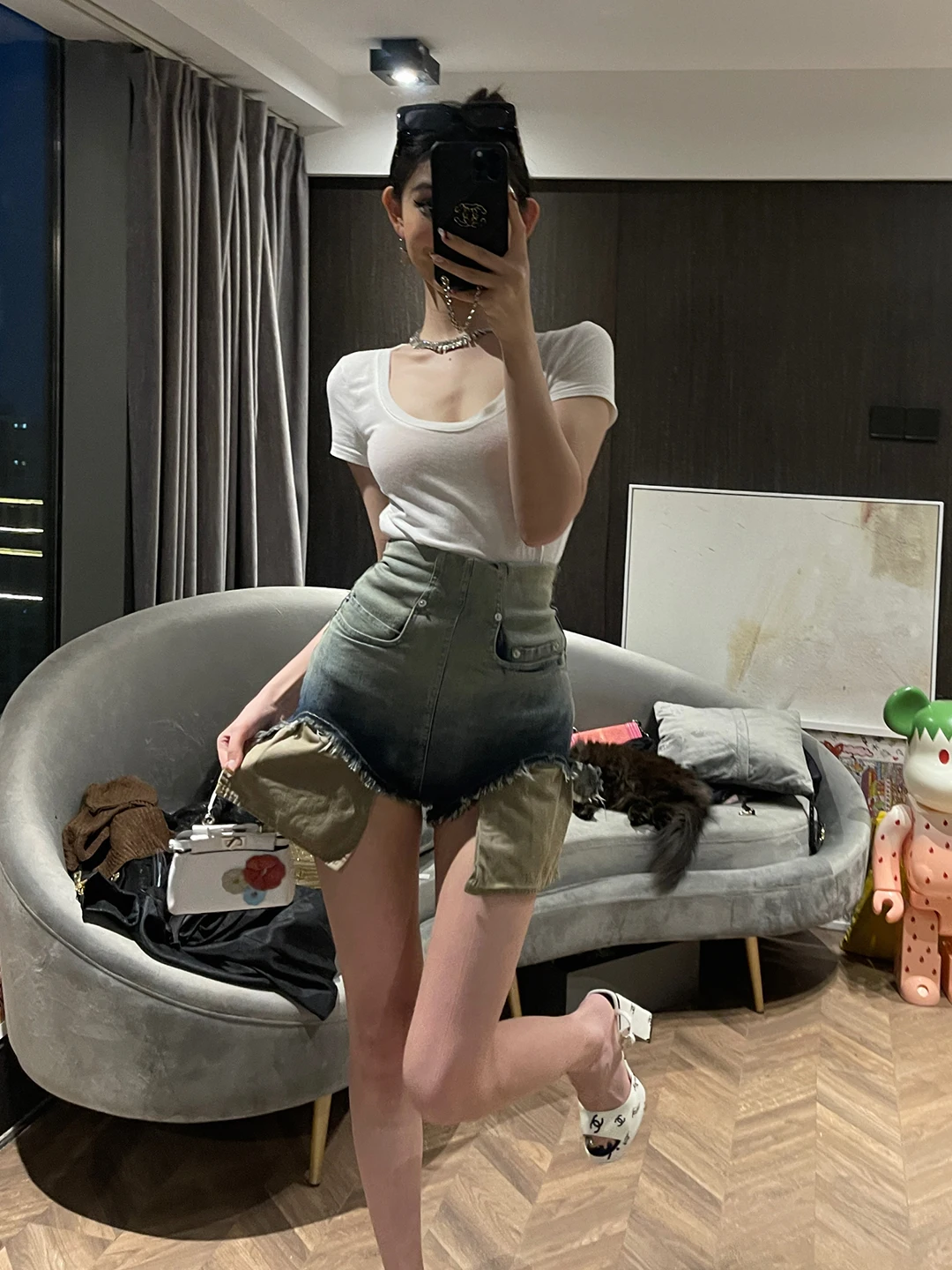 

Шорты ChiclyNana с высокой талией из потертого денима, с градиентным цветом, рваными элементами и лоскутным узором, имитирующие двухслойность, для модных девушек