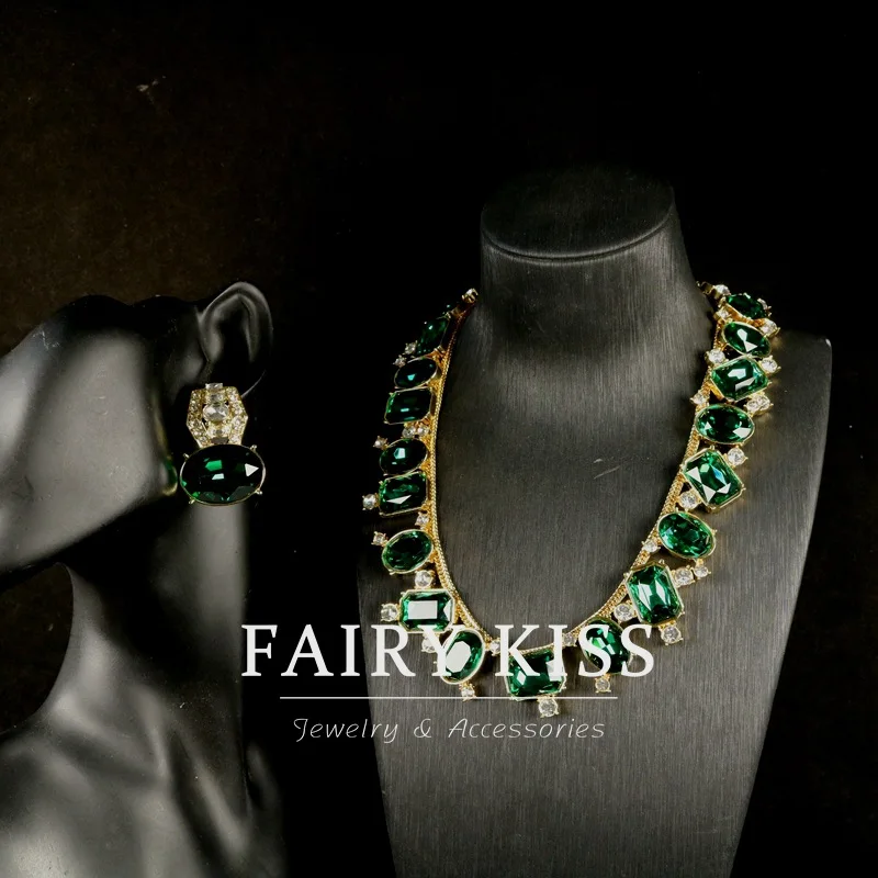 simple fashion necklace earrings emerald rhinestone sugar cube design diamond ear stud atmospheric jewelry