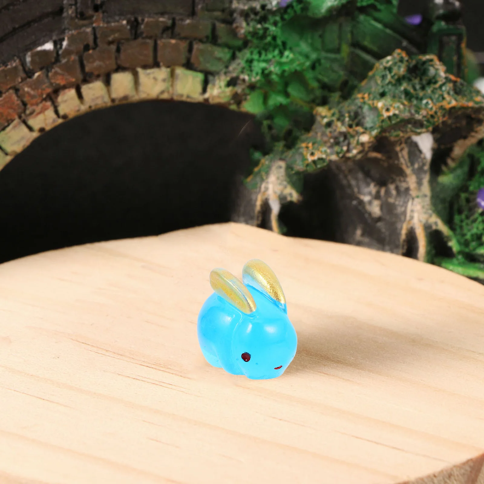 

9pcs Glow In The Dark Bunny Statues Resin Mini Rabbit s Outdoor Garden Decorations Yard Sculptures Lawn Ornaments Micro