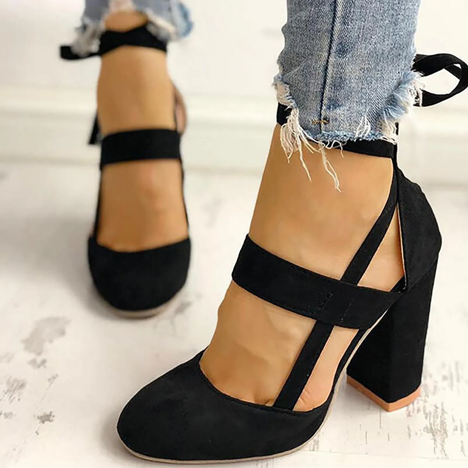 Women’s Squared Toe Chunky Sandals 2