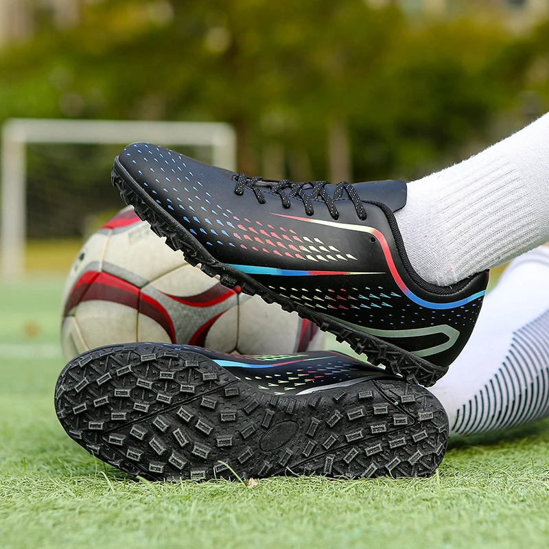 

Fashion New Long & Broken Stud Soccer Boots, High Cost Performance. Durable Anti-slip Sole For Daily Football Practice