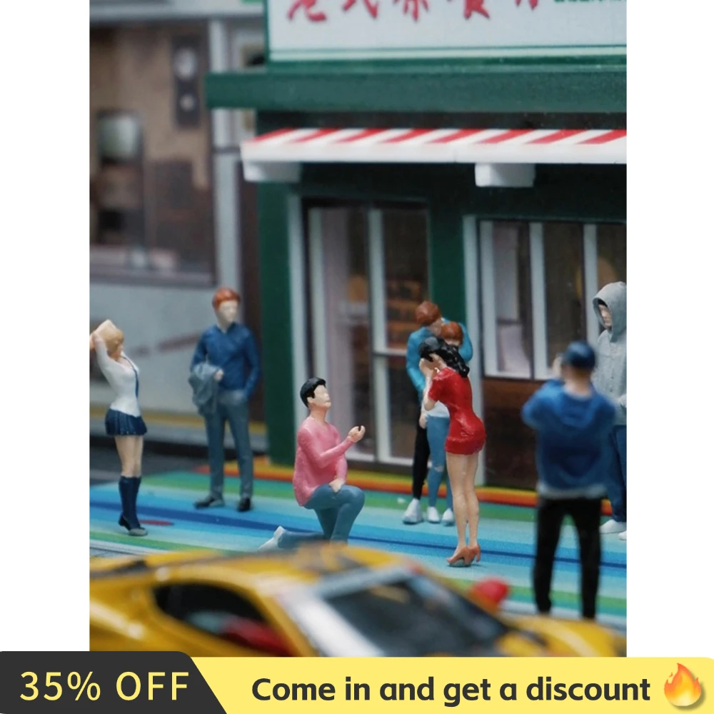 Kicarmod 1/64 Scale Model Figurine Photo Proposal Scene Figure  in Scale Diecast Model Car
