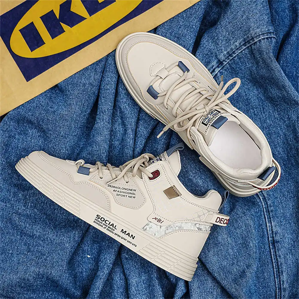 

Номер 39, размер 44, мужские лоферы на каблуке, белые модельные туфли, мужские элегантные мужские кроссовки, спортивные кроссовки Pas Cher Tenys Badkets