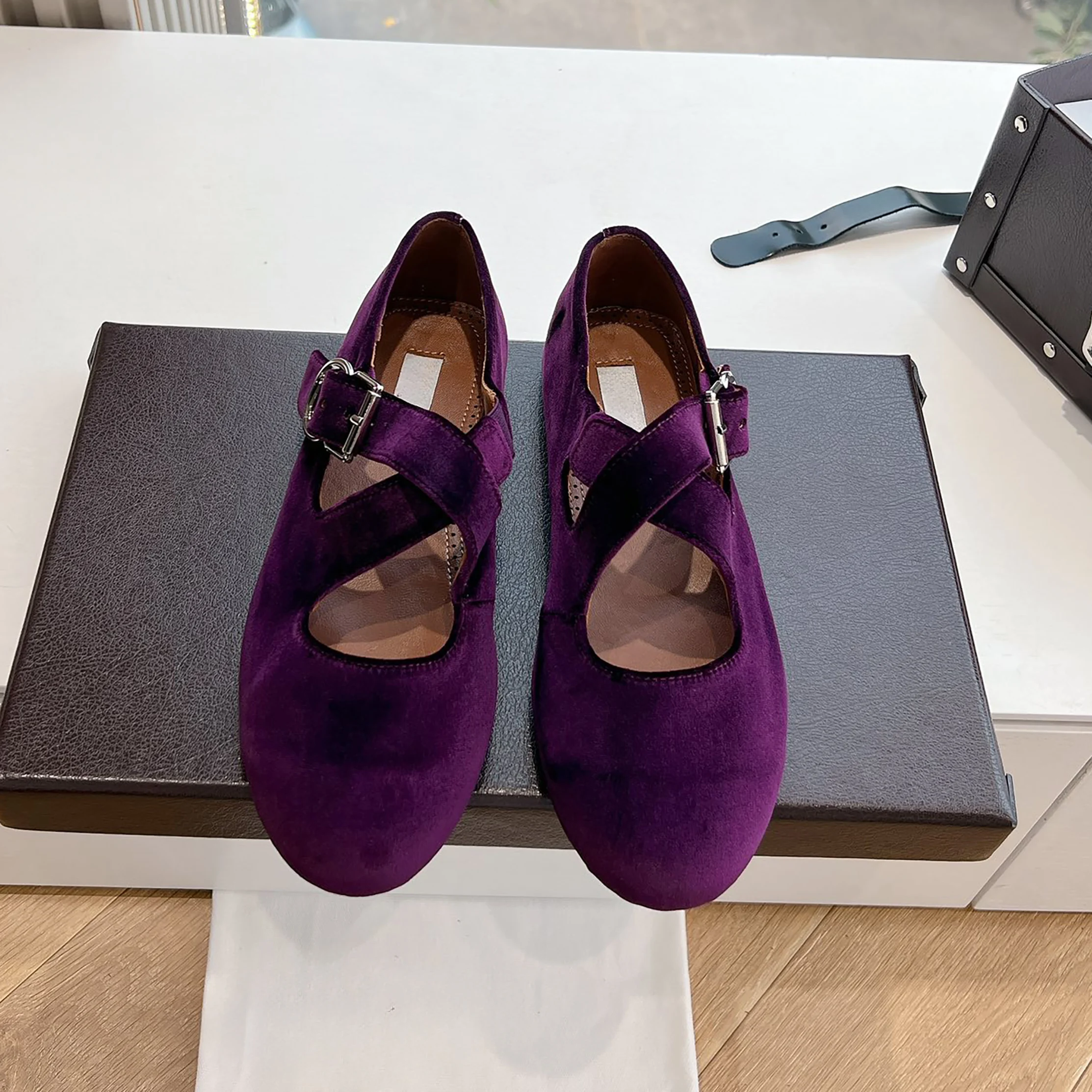 

2026 Spring French Leather Cross Tie Flat Bottom Mary Jane Women's Round Head Ballet Shoes Korean Velvet Deep Purple