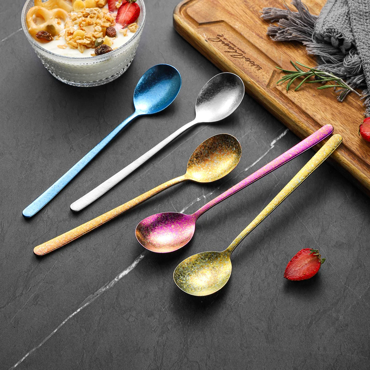 Colorful Lightweight Long Handle Spoon Acid Resistant Non-Rust Spoon Outdoor Camping Restaurant Dessert Spoon Party Tools