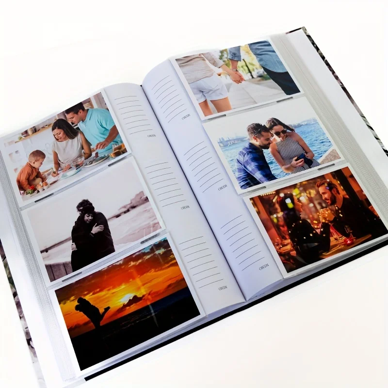 The Flower Simple Album, with a capacity of 300 photos, elegantly preserves your most beautiful in a timeless floral design.