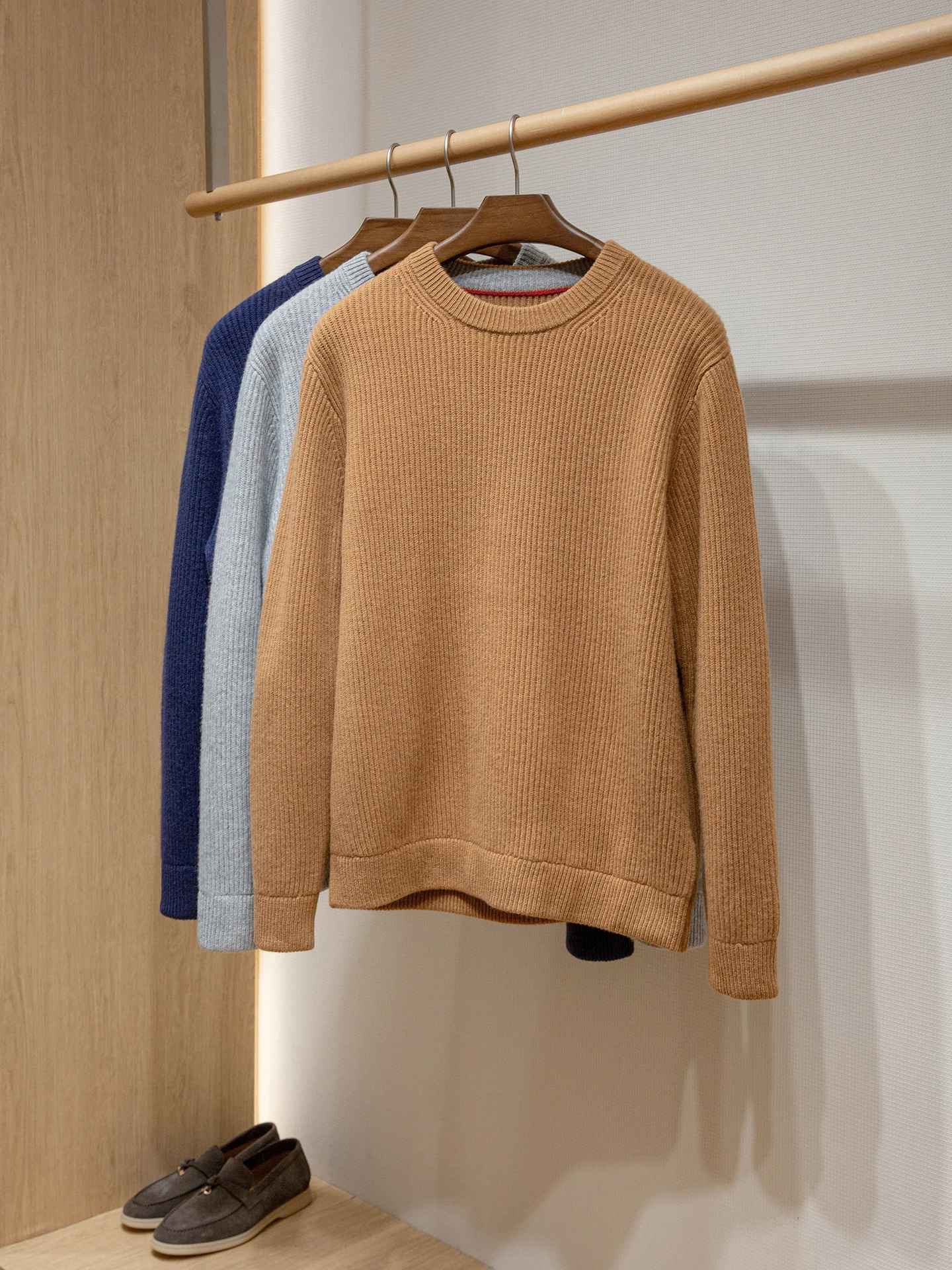 

BC New Austrian Coarse Needle Yarn 100% Wool Thickened Warm Crew Neck Knitted Sweater