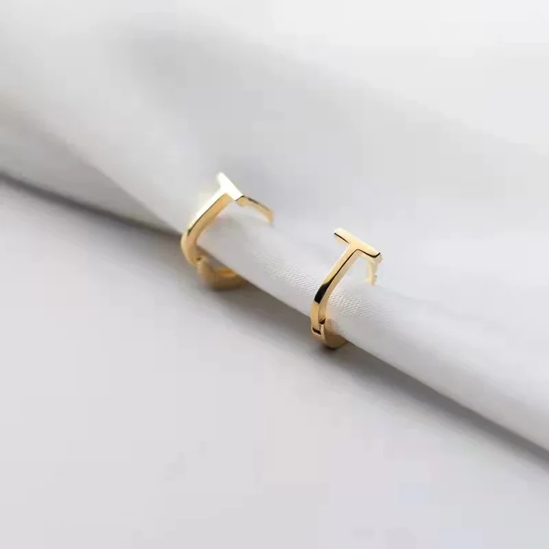 Moda geométrica letra t charme hoop brincos para festa de casamento feminino punk ins piercing aretes minimalista jóias pendientes